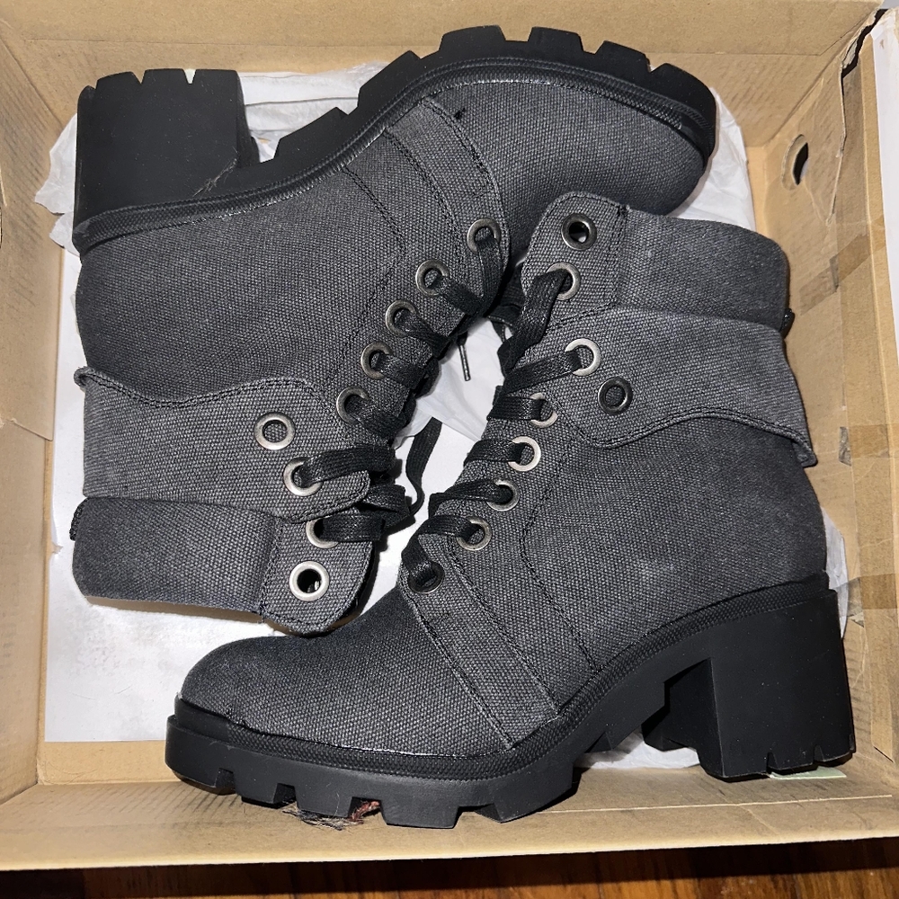 Maurices boots